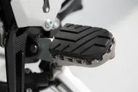Triumph Tiger Explorer / XC [2017] - ION footrest – picture 4