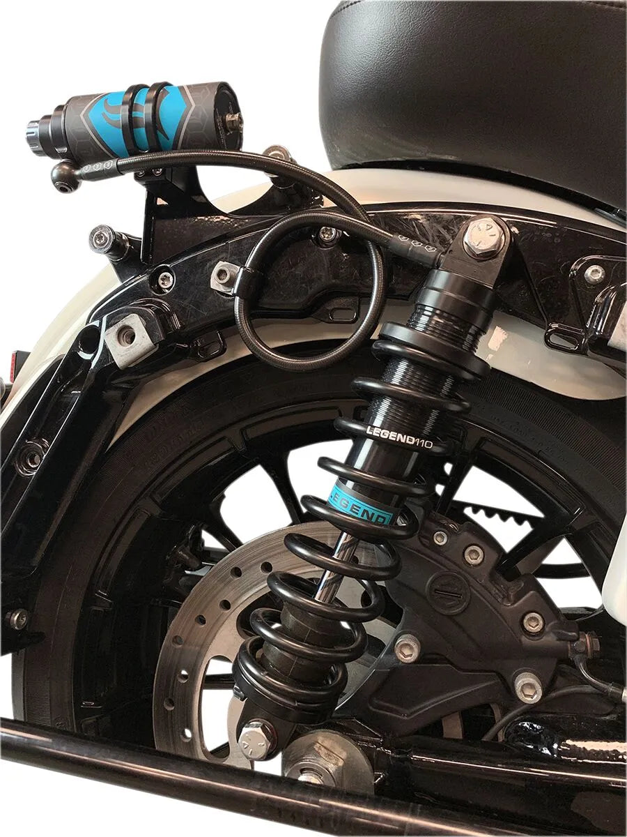 Harley-Davidson FLHRXS 1868 Road King Special 114 [2025] - REVO ARC Remote Reservoir Außenbefestigung – Bild 5