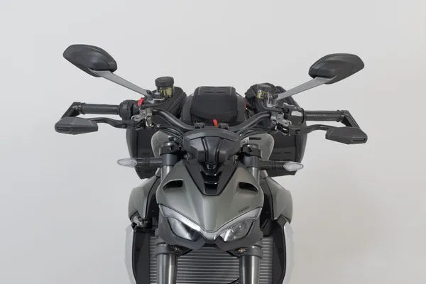 Triumph Daytona 955 [SW-MOTECH] – lever guards with wind protection