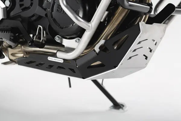 BMW F 900 GS Adventure [SW-MOTECH] – engine protection bar