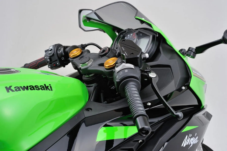 Kawasaki Z 900 RS [Daytona] - front main cylinder cap