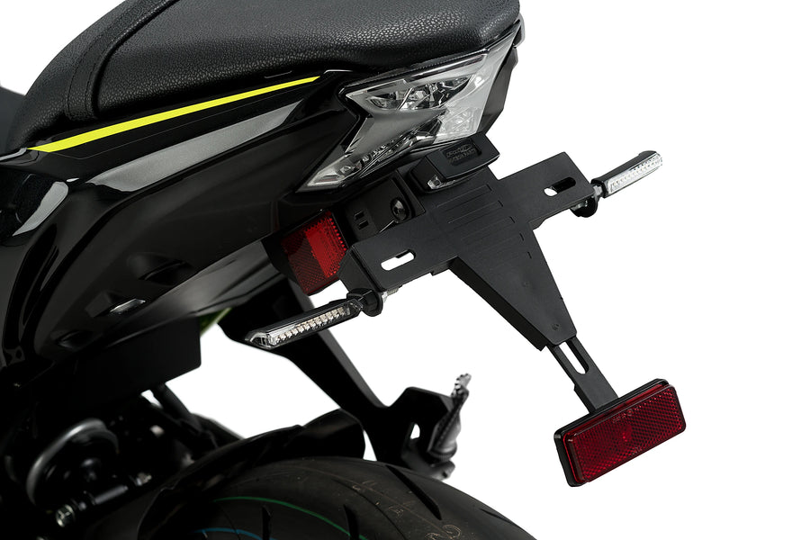 KAWASAKI NINJA 650 / Z650 2017–2018 - Kennzeichenhalter | Schwarz | PUIG 9353N