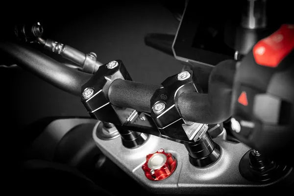 Suzuki V-strom 1050 [GILLES TOOLING] – 2D.GT handlebar risers