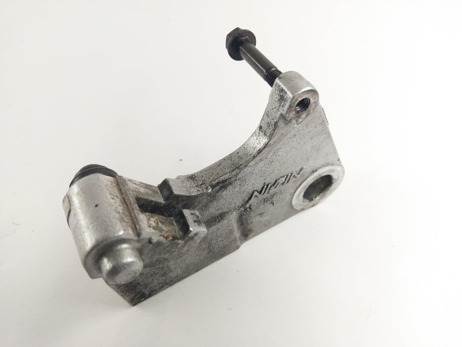 Triumph Daytona 955i T595N [2002] - Brake anchor plate
