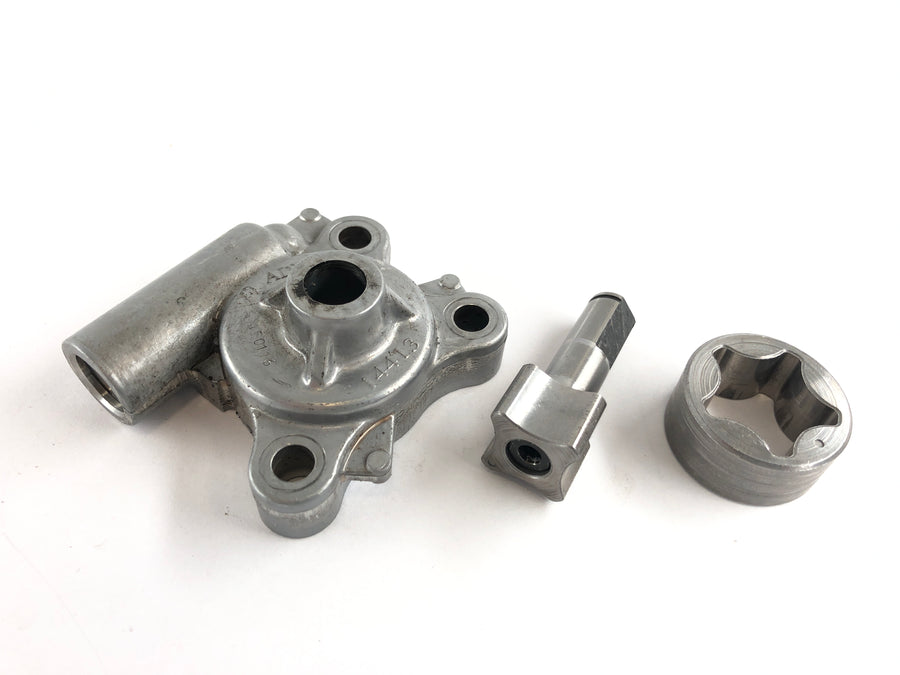 KTM Duke 125 [2011] - Oil pump