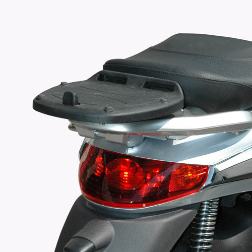 Piaggio Beverly Tourer 125-250-300-400 [GIVI] - Topcase Träger für MONOLOCK® Koffer benutzen Sie die im Koffer