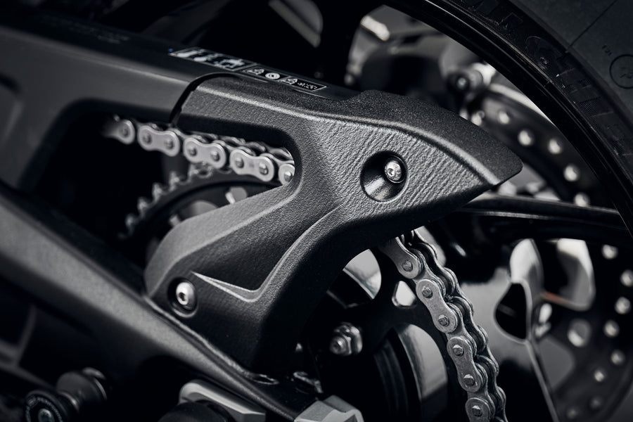 Triumph Trident 660 Triple Tribute Edition [ab 2024] - Kettenschutz-Schwingenabdeckung