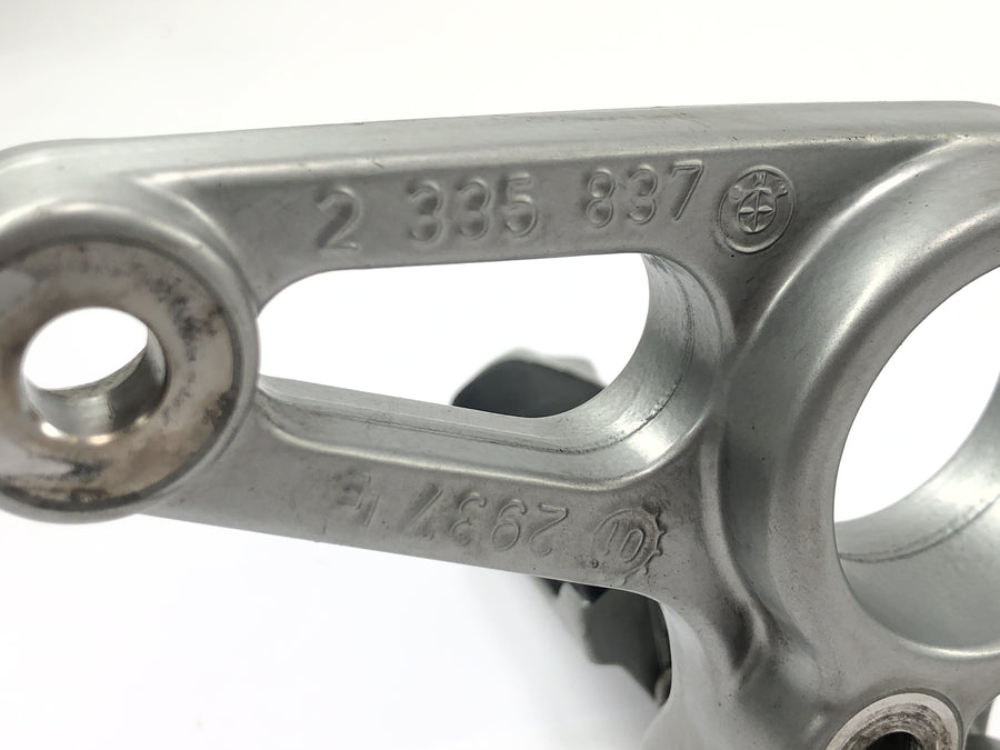 BMW R 1150 R R21 [2001] - Driver's left footrest system with shift pedal and linkage