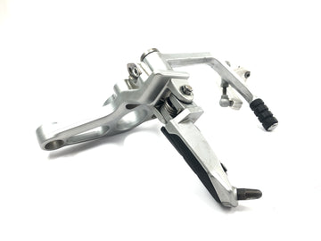 BMW R 1150 R R21 [2001] - Driver's left footrest system with shift pedal and linkage