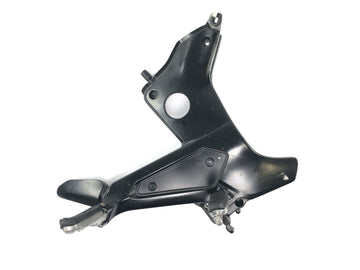 Moto Guzzi 1200 Sport [2007] - footrest system on the right