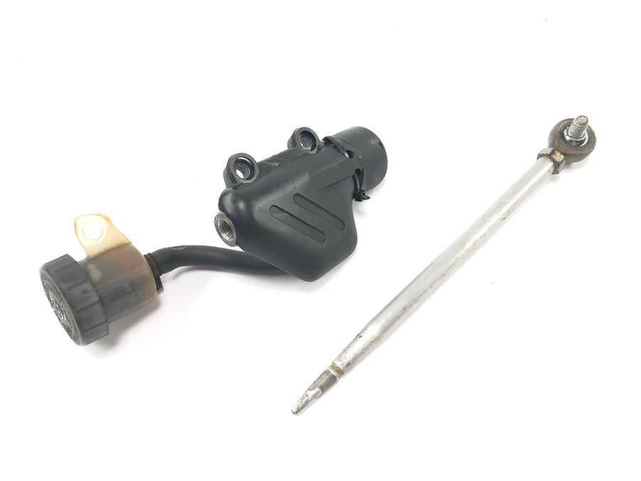 KTM LC4 640 Duke 2 [2000] - Rear brake pump rear wheel brake cylinder