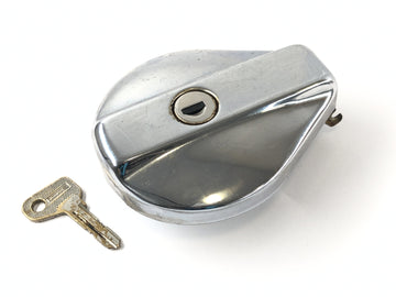 Ducati 500 SL Pantah [1981] - Tank cap tank lock with key
