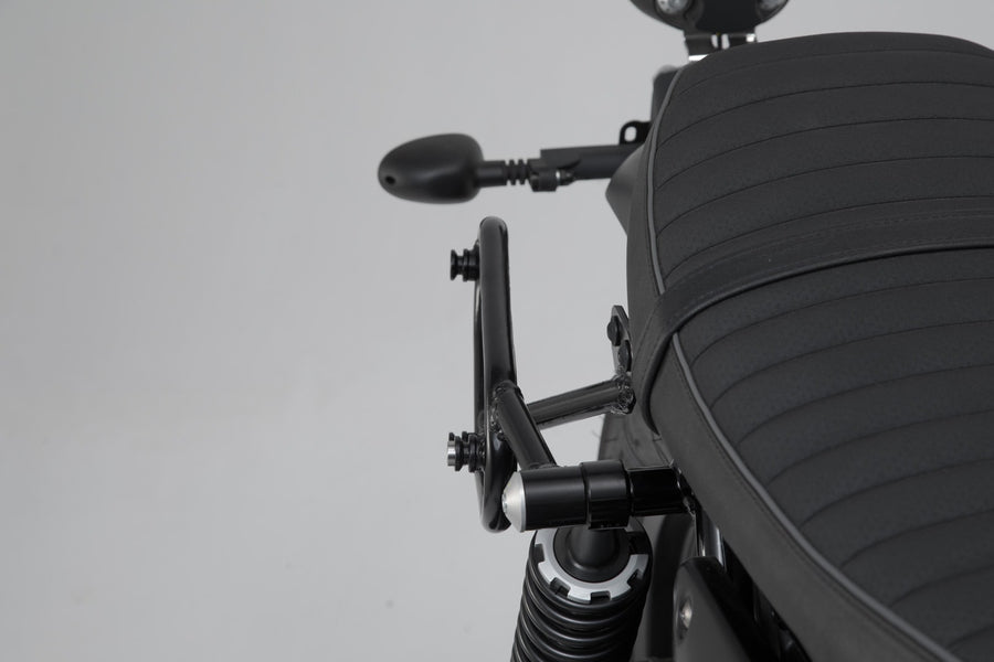 Moto Guzzi V9 Bobber [2017-2024] - Legend Gear LC2 side bag system - picture 5