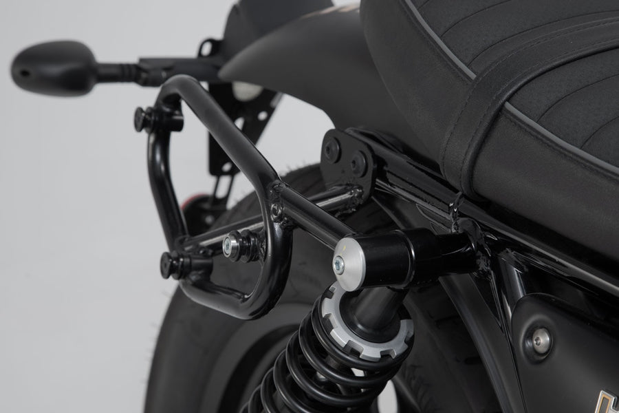 Moto Guzzi V9 Bobber [2017-2024] - Legend Gear LC2 side bag system - picture 6