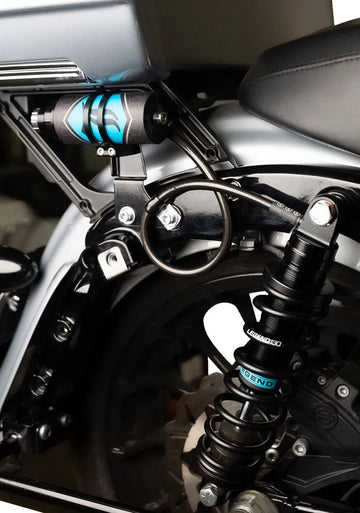 Harley-Davidson FLTRXL 1923 Road Glide Limited 117 [2026] - REVO ARC Remote Reservoir Außenbefestigung – Bild 1