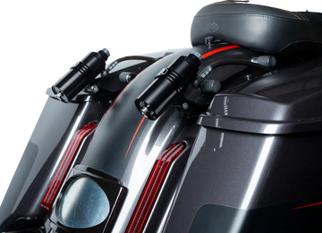 Harley-Davidson FLHRXS 1868 Road King Special 114 [2025] - REVO ARC Billet Remote Reservoir Außenhalterungen – Bild 2