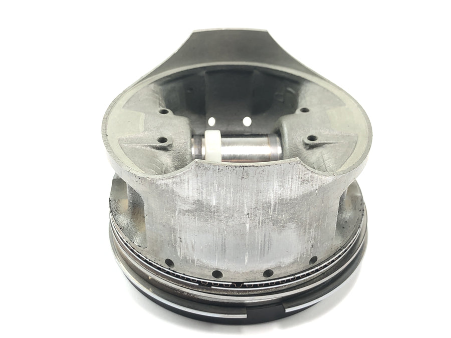 Yamaha XVS 650 4VR [1997] - Cylinder with piston at the front