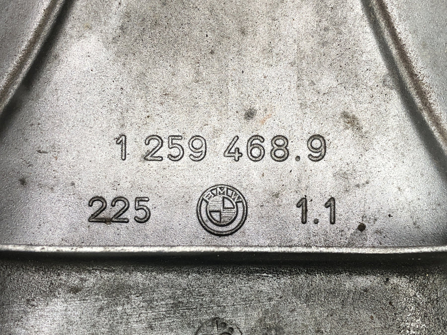 BMW R 75/5 [1973] - Alternator cover engine cover