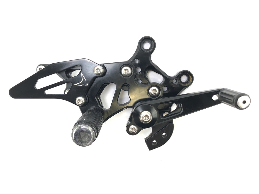 Aprilia RSV4 1000 [2010] - Footrest set with gearshift pedal and brake pedal