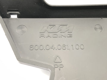 KTM 950 Adventure LC8 [2004] - Chain guard rear chain cover - 0