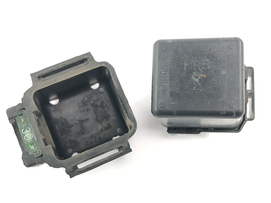 Honda CBR 600 RR PC37 [2004] - Starter relay starter relay main relay