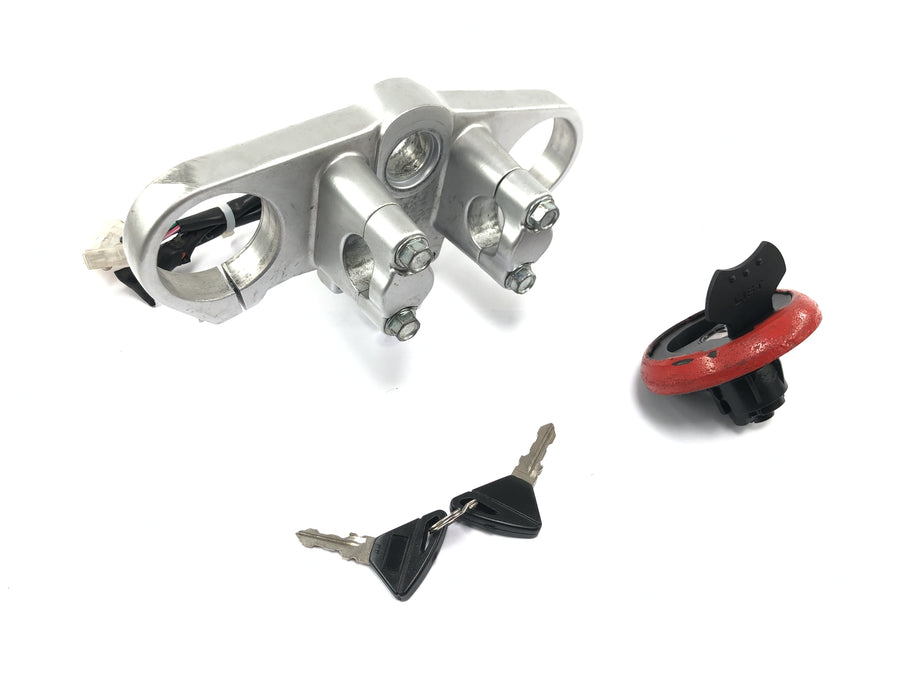 Aprilia SX 125 KX [2018] - Ignition lock tank lock with fork bridge at the top