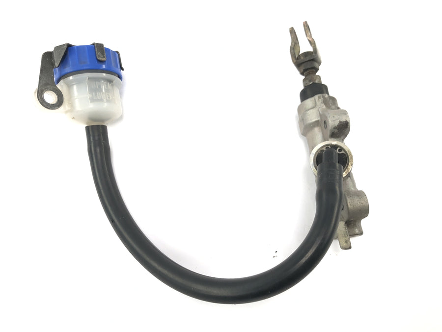 Yamaha DT 125 R DE03 [2000] - Rear brake pump rear wheel brake cylinder master cylinder Nissin