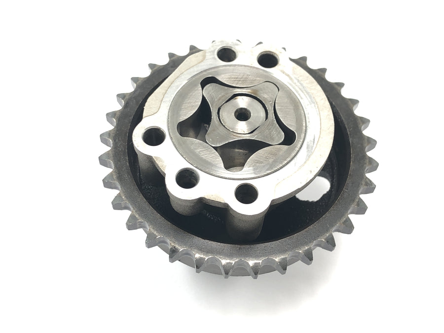 Moto Guzzi V65 Custom [1985] - Oil pump with drive wheel