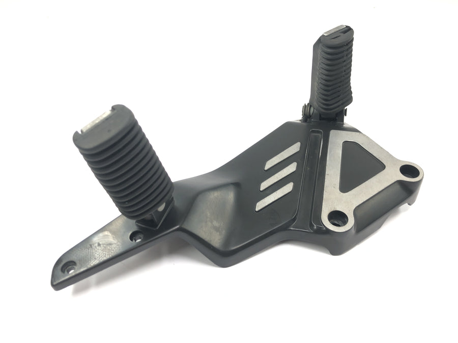 BMW K 1100 RS [1994] - Footrest system footrest holder on the left