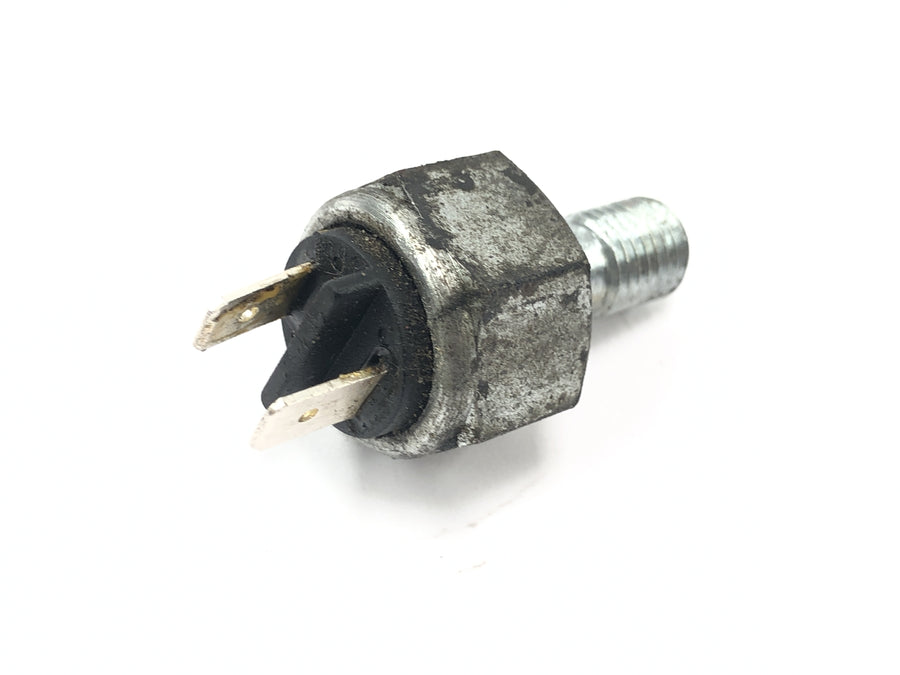 Triumph Speedmaster 900 [2003] - Rear brake light switch