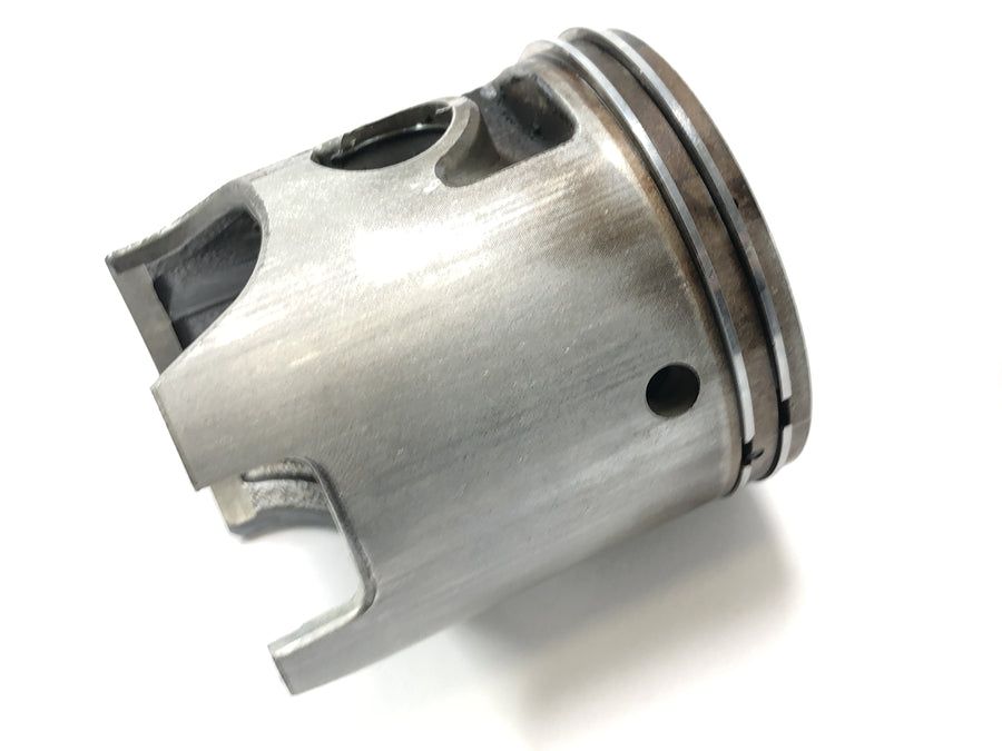 Yamaha DT 125 R DE03 [2000] - cylinder with piston