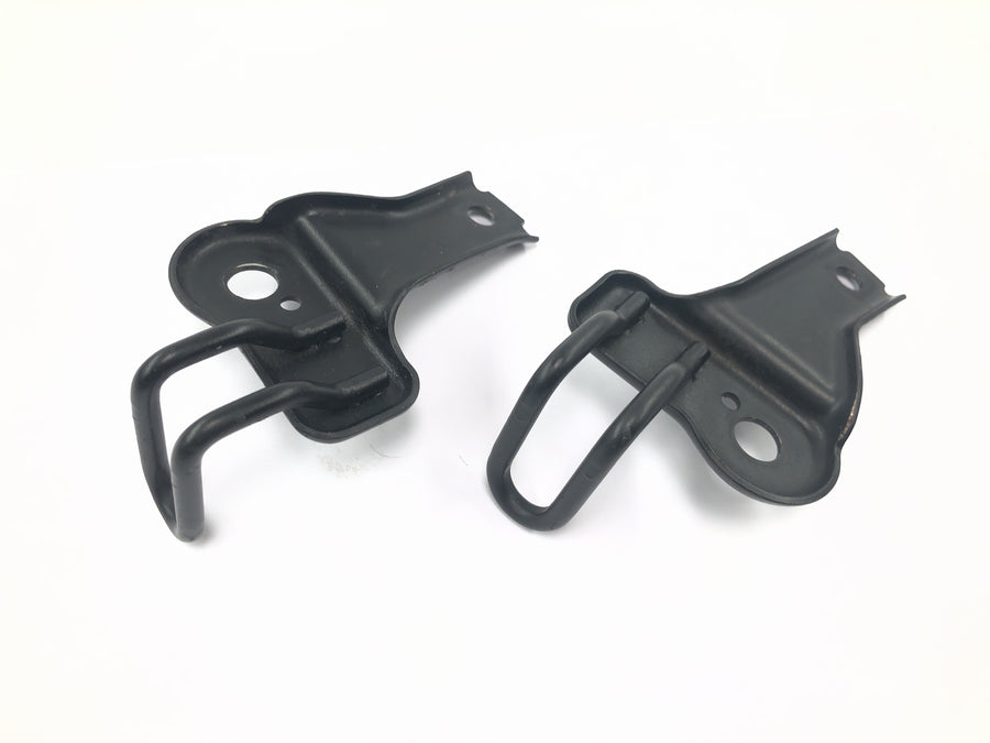 Triumph Daytona 1200 T300D [1994] - Rear indicator mount, luggage hook