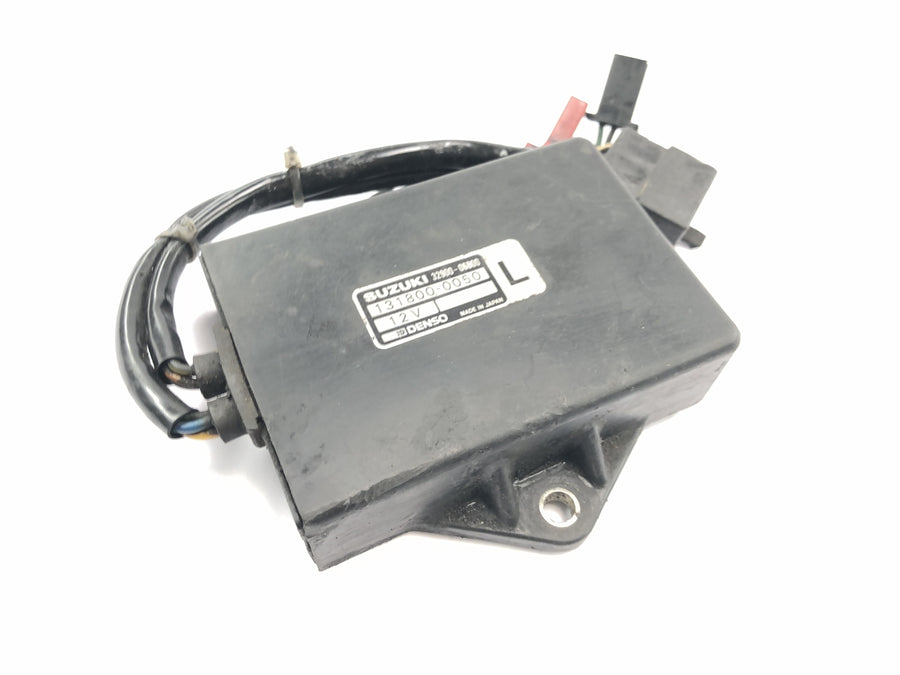 Suzuki GSX R 1100 GU74C [1987] - CDI ignition unit control unit ignition box electronic module