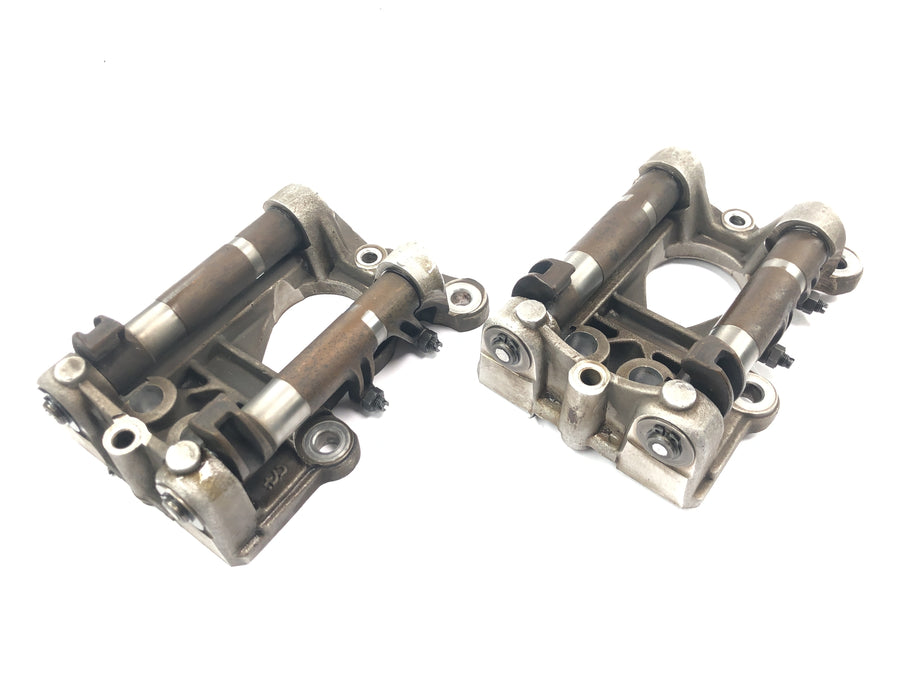 Moto Guzzi V10 Centauro [1998] - rocker arm bracket valve train pair