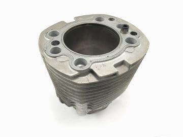 Yamaha XV 1600 Wild Star VP08 [2002] - cylinder with piston at the front - 0
