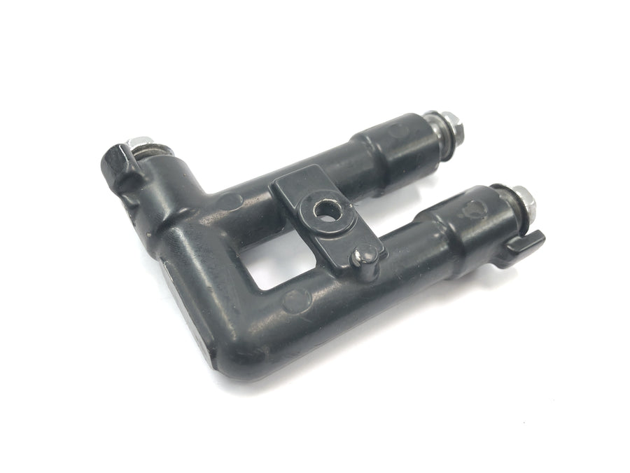Suzuki GSX R 1100 GU74C [1987] - Brake line distributor brake force distributor
