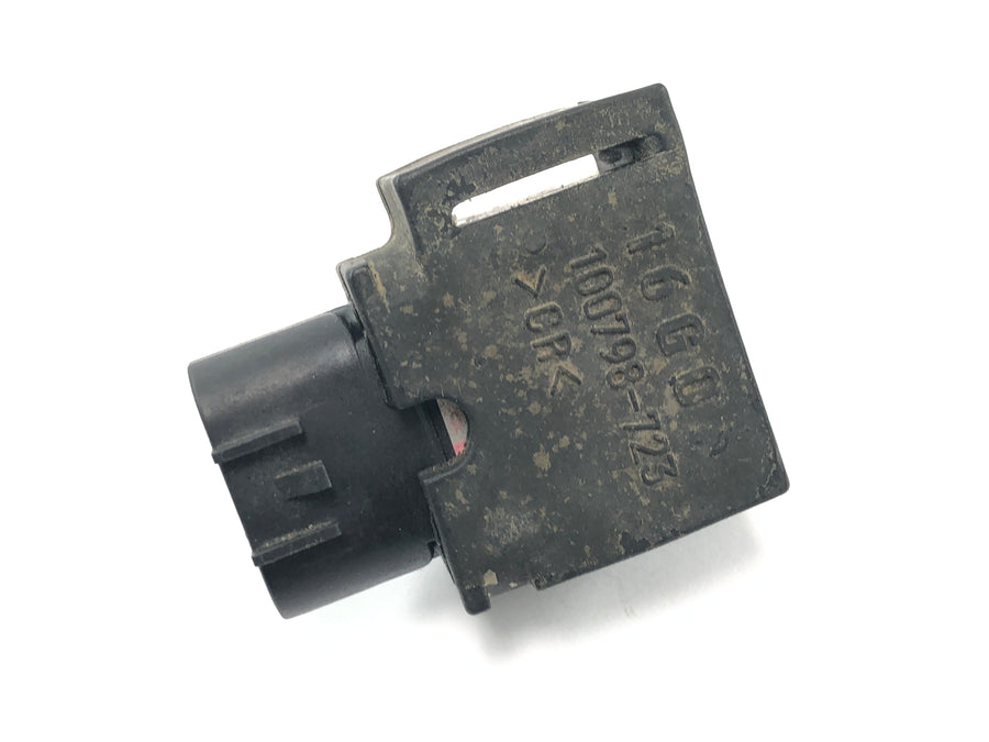 Suzuki GSX R 1000 WVBZ K3 [2003] - sensors and relays mixed lot