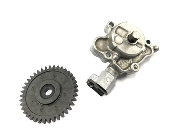 Yamaha XVS 650 4VR [1997] - Oil pump with drive wheel
