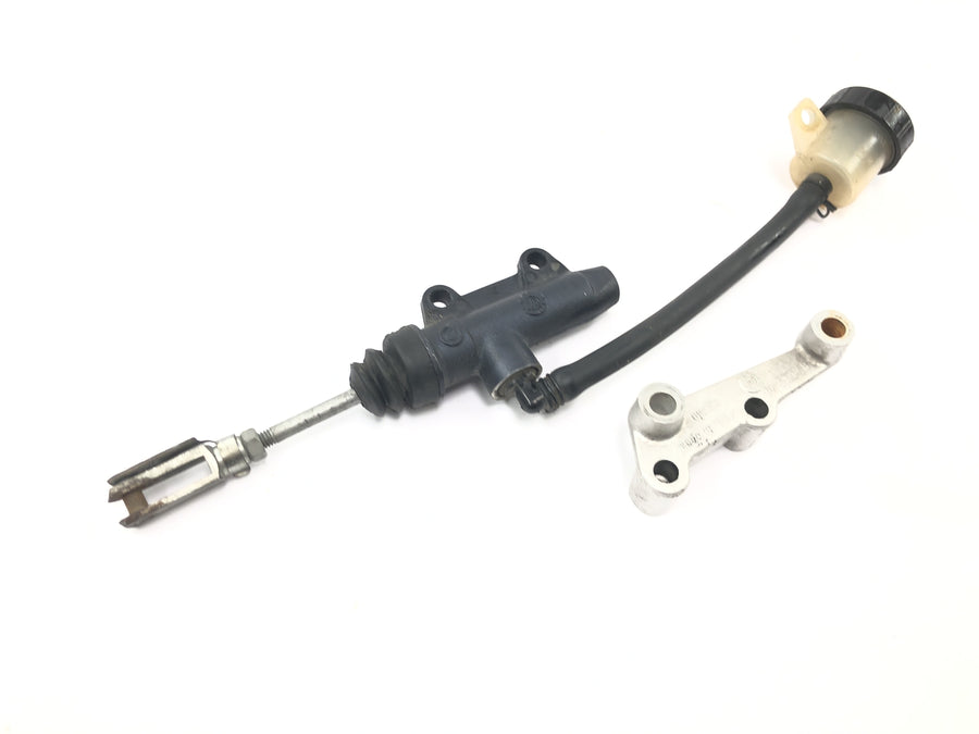 Aprilia Mille RSV 1000 ME [1999] - Rear brake pump