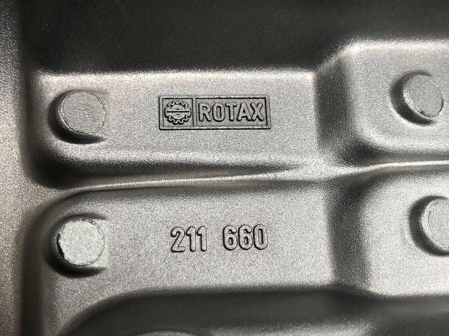 Aprilia Mille RSV 1000 ME [1999] - Valve cover cylinder head cover engine cover Rotax front