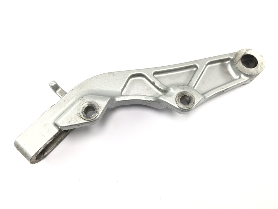 Yamaha XV 1600 Wild Star VP08 [2002] - Rear brake caliper mount brake caliper bracket
