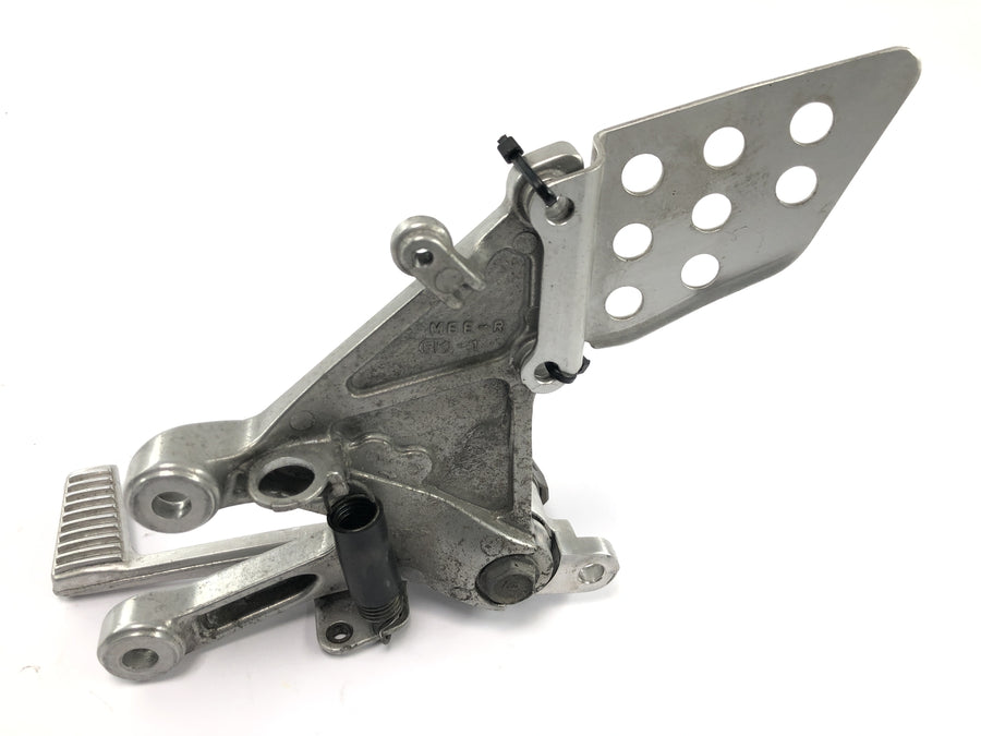 Honda CBR 600 RR PC37 [2004] - Front right footrest system with brake pedal