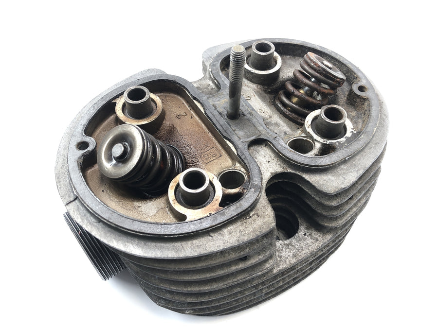 BMW R 75/5 [1973] - cylinder head on the left