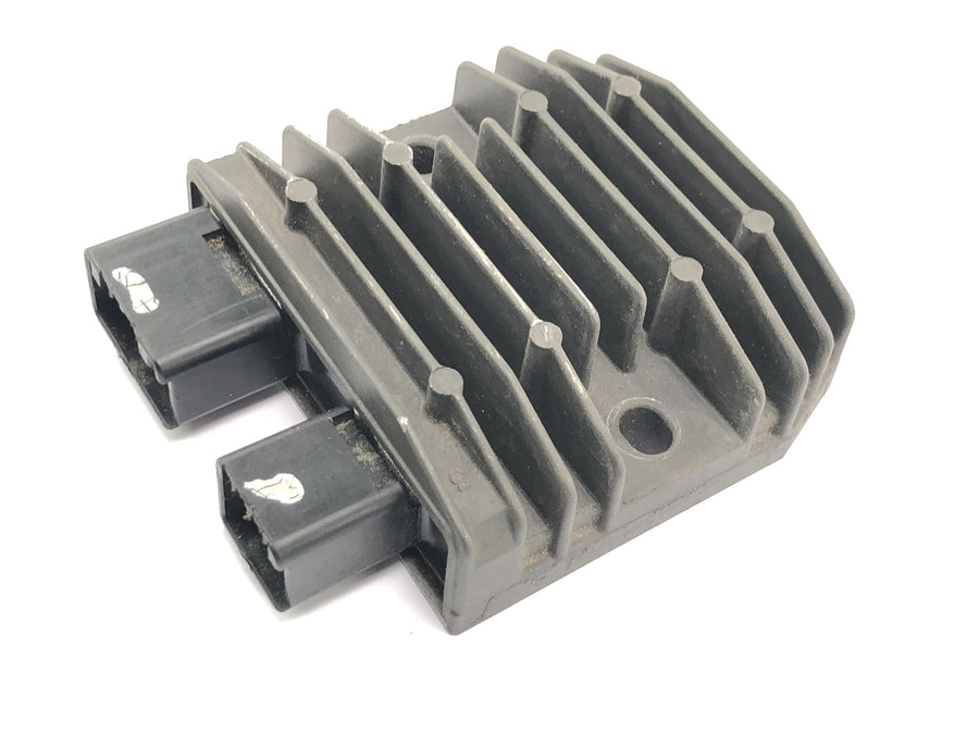 Honda CBR 1000 RR SC59 [2008] - Voltage regulator rectifier regulator