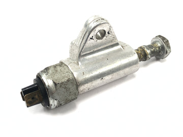Moto Guzzi V65 Custom [1985] - Front brake light switch - 0