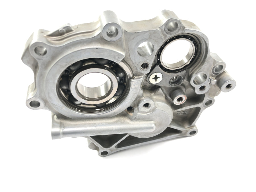 Kawasaki Versys KLE 650 A [2006] - Crankcase cover, gearbox cover, engine cover
