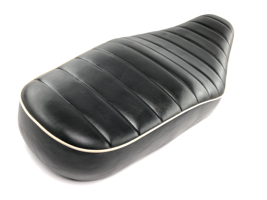 Kawasaki W 650 EJ650A [1999] - Seat seat pad black