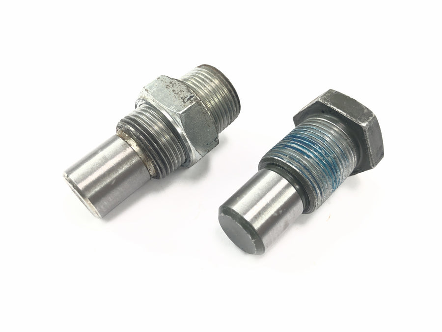 Yamaha XVS 650 4VR [1997] - Swingarm bolt screws pivot bolt bearing bolt