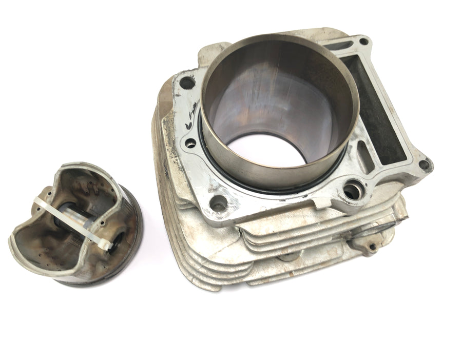 Yamaha TT 600 E 4GV [1995] - cylinder with piston