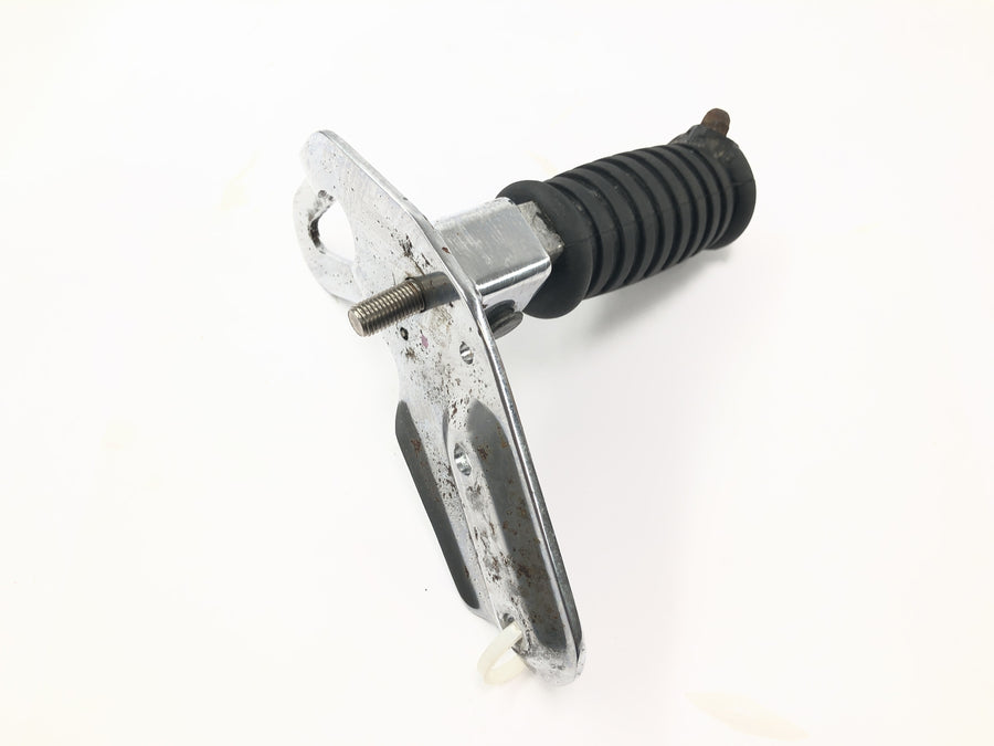 Triumph Speedmaster 900 [2003] - Footrest right Driver's footrest foldable